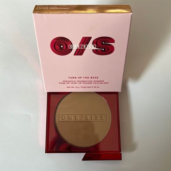 ONE/SIZE Turn Up The Base Versatile Powder Foundation in Medium Dark 4(G) - Picture 1 of 1